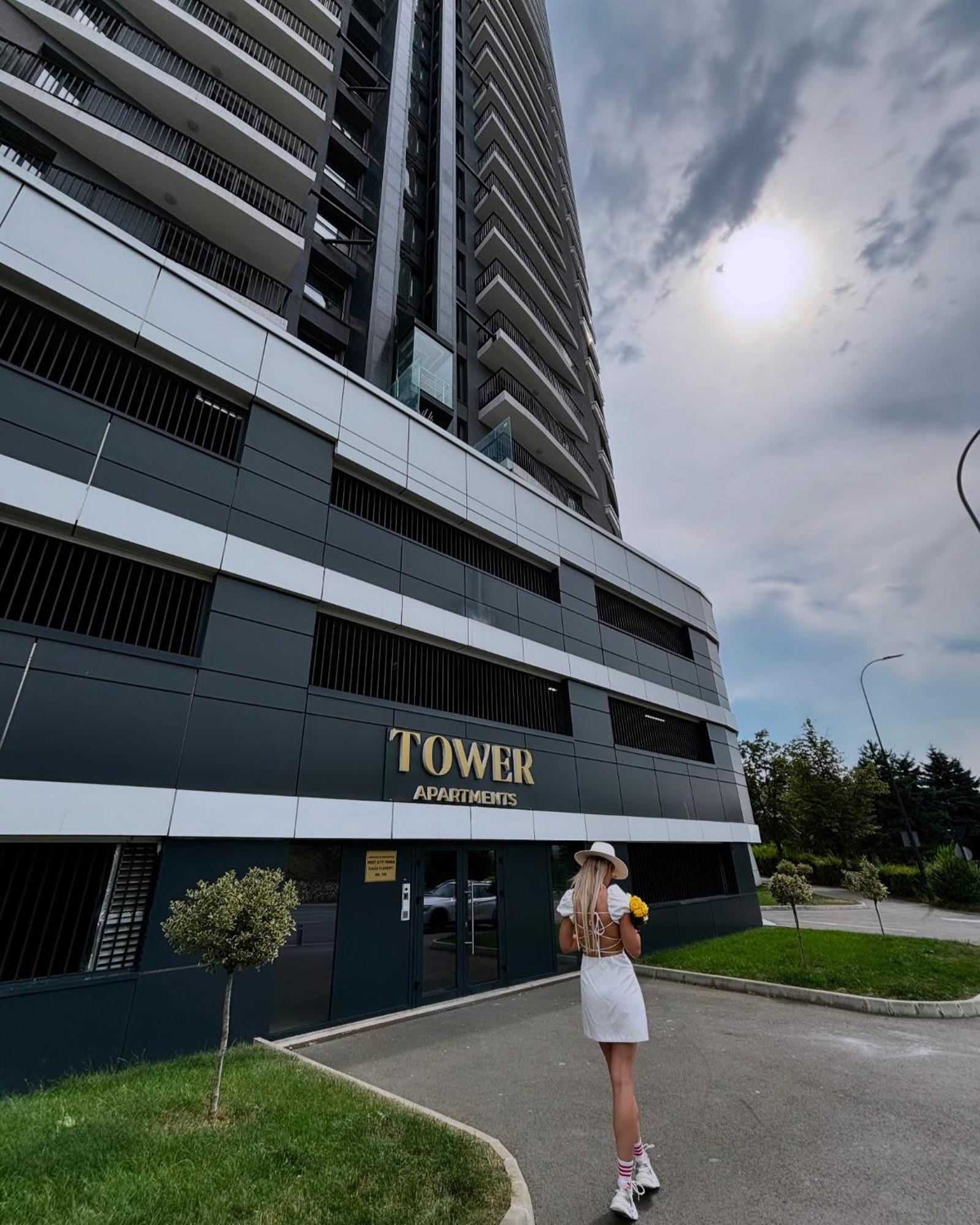 Aquilla Tower Apartment 8Th Floor Kaloşvar Dış mekan fotoğraf