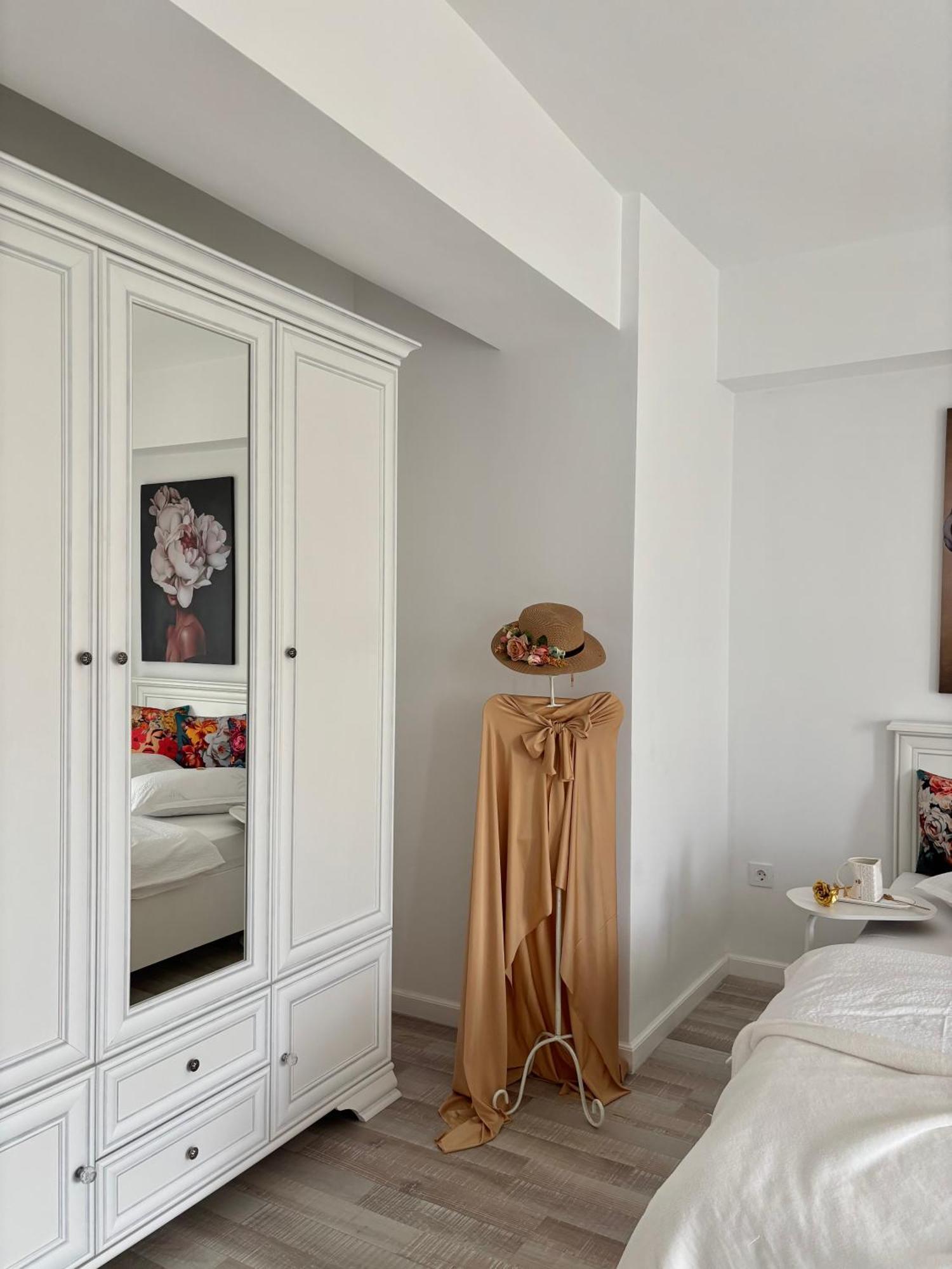 Aquilla Tower Apartment 8Th Floor Kaloşvar Dış mekan fotoğraf